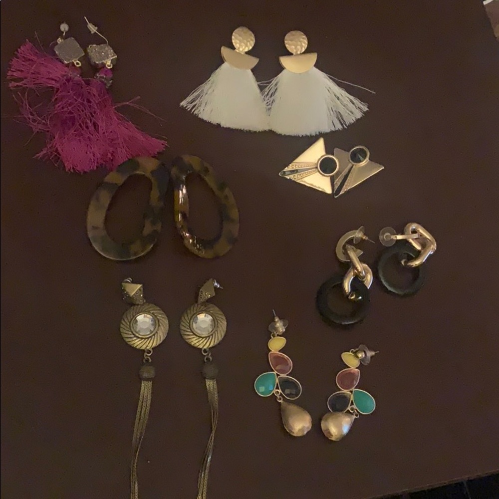 Earring bundle 7 pairs